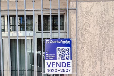 Casa à venda com 80m², 2 quartos e sem vaga Casa à venda com 80m², 2 quartos e sem vagaPlaquinha