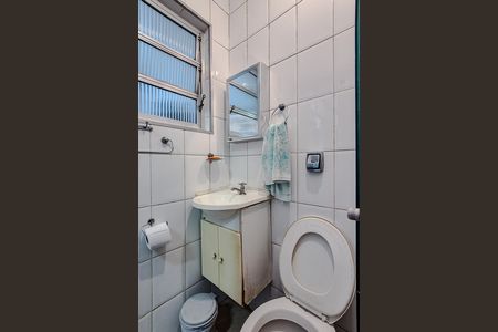 Casa à venda com 80m², 2 quartos e sem vaga Casa à venda com 80m², 2 quartos e sem vagaBanheiro de serviço