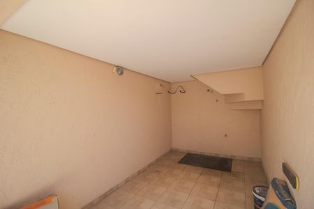 Casa de condomínio à venda com 177m², 4 quartos e 1 vagaGaragem