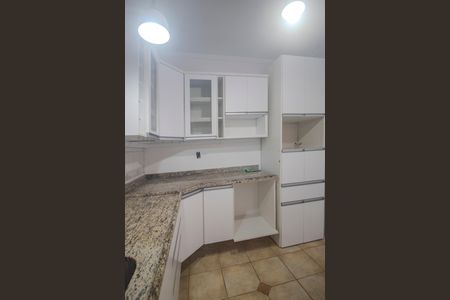Casa de condomínio à venda com 177m², 4 quartos e 1 vagaCozinha