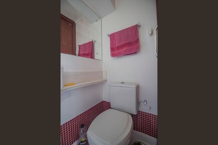 Casa de condomínio à venda com 177m², 4 quartos e 1 vagaBanheiro