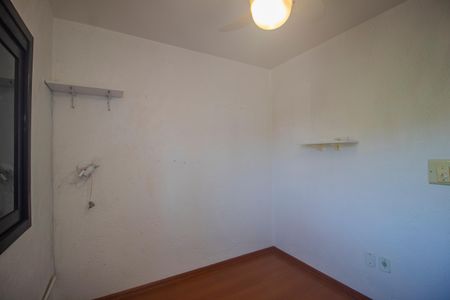 Casa de condomínio à venda com 177m², 4 quartos e 1 vagaQuarto