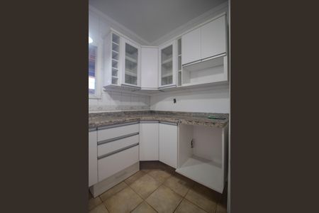 Casa de condomínio à venda com 177m², 4 quartos e 1 vagaCozinha