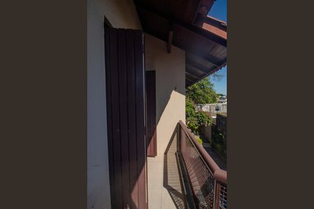 Casa de condomínio à venda com 177m², 4 quartos e 1 vagaVaranda
