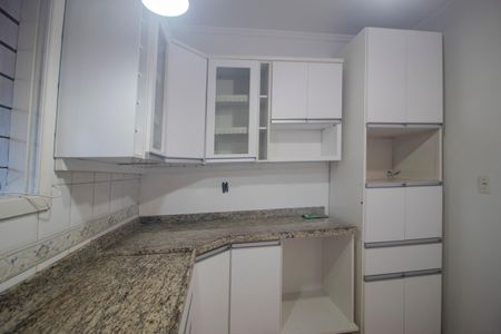 Casa de condomínio à venda com 177m², 4 quartos e 1 vagaCozinha