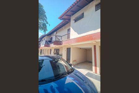 Casa de condomínio à venda com 177m², 4 quartos e 1 vagaFachada