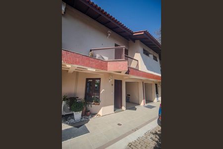 Casa de condomínio à venda com 177m², 4 quartos e 1 vagaFachada