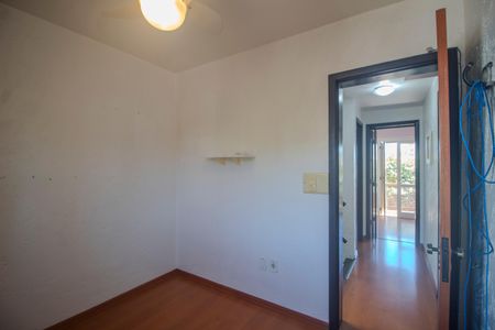 Casa de condomínio à venda com 177m², 4 quartos e 1 vagaQuarto