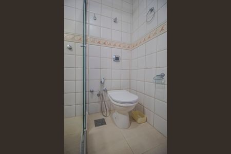 Casa de condomínio à venda com 177m², 4 quartos e 1 vagaBanheiro 2
