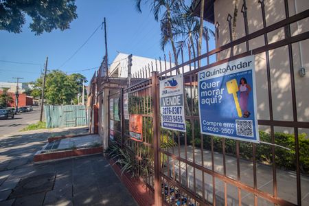 Casa de condomínio à venda com 177m², 4 quartos e 1 vagaPlaca