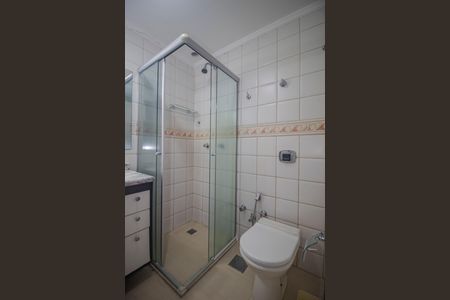 Casa de condomínio à venda com 177m², 4 quartos e 1 vagaBanheiro 2