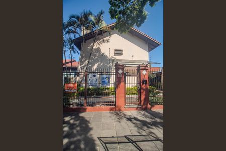 Casa de condomínio à venda com 177m², 4 quartos e 1 vagaFachada