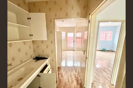 Casa para alugar com 60m², 1 quarto e sem vagaCorredor