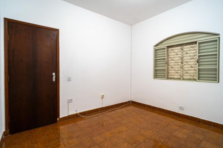 Casa para alugar com 122m², 3 quartos e 2 vagasQuarto