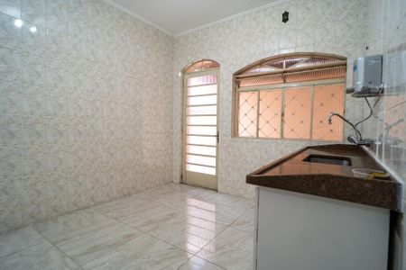 Casa para alugar com 122m², 3 quartos e 2 vagasCozinha