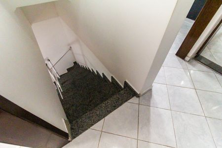 Casa de condomínio à venda com 68m², 2 quartos e 1 vaga Casa de condomínio à venda com 68m², 2 quartos e 1 vagaHall