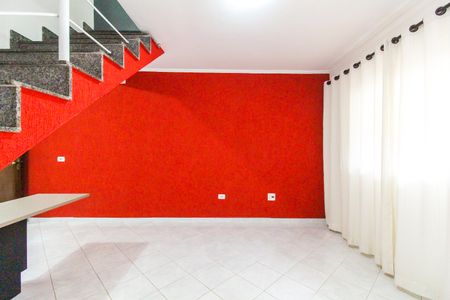 Casa de condomínio à venda com 68m², 2 quartos e 1 vaga Casa de condomínio à venda com 68m², 2 quartos e 1 vagaSala