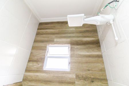 Casa de condomínio à venda com 68m², 2 quartos e 1 vaga Casa de condomínio à venda com 68m², 2 quartos e 1 vagaBanheiro