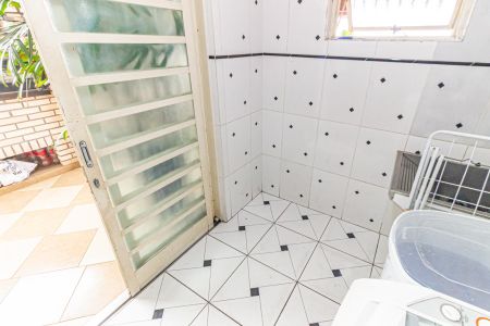 Área de Serviço de casa à venda com 4 quartos, 280m² em Vila Bertioga, São Paulo