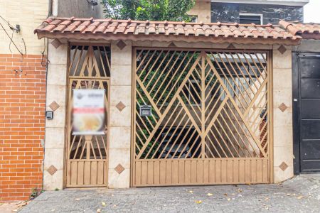 Fachada de casa à venda com 4 quartos, 280m² em Vila Bertioga, São Paulo