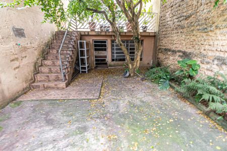 Casa à venda com 280m², 4 quartos e 5 vagas Casa à venda com 280m², 4 quartos e 5 vagasJardim