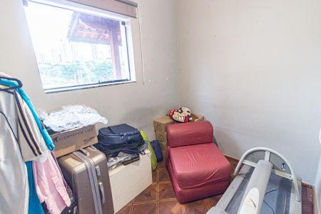 Casa à venda com 280m², 4 quartos e 5 vagas Casa à venda com 280m², 4 quartos e 5 vagasQuarto 1
