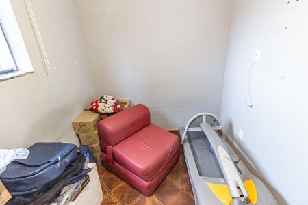 Casa à venda com 280m², 4 quartos e 5 vagas Casa à venda com 280m², 4 quartos e 5 vagasQuarto 1