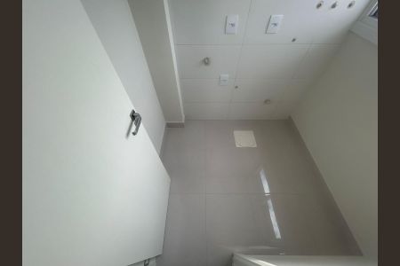 Apartamento à venda com 89m², 3 quartos e 2 vagas Apartamento à venda com 89m², 3 quartos e 2 vagasÁrea de Serviço
