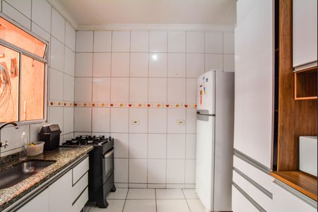 Casa à venda com 90m², 2 quartos e 2 vagas Casa à venda com 90m², 2 quartos e 2 vagasCozinha