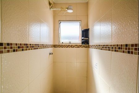 Casa à venda com 90m², 2 quartos e 2 vagas Casa à venda com 90m², 2 quartos e 2 vagasBanheiro da Suíte 2