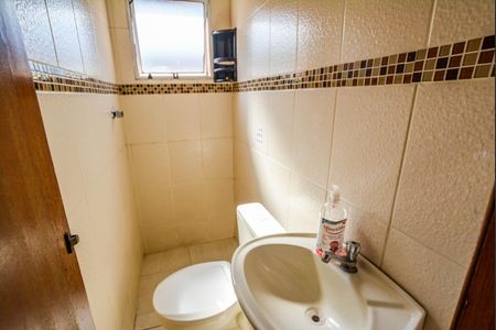 Casa à venda com 90m², 2 quartos e 2 vagas Casa à venda com 90m², 2 quartos e 2 vagasBanheiro da Suíte 2