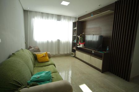 Apartamento para alugar com 79m², 3 quartos e 1 vagaSala