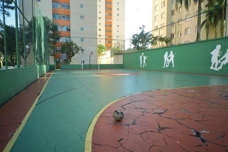 Apartamento para alugar com 79m², 3 quartos e 1 vagaÁrea comum - Quadra esporriva 