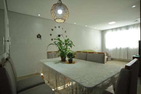 Apartamento para alugar com 79m², 3 quartos e 1 vagaSala