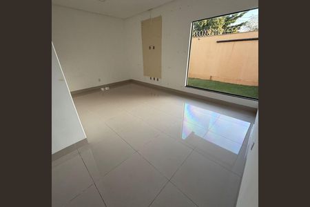 Casa para alugar com 400m², 4 quartos e 4 vagasQuarto