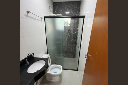 Casa para alugar com 400m², 4 quartos e 4 vagasBanheiro
