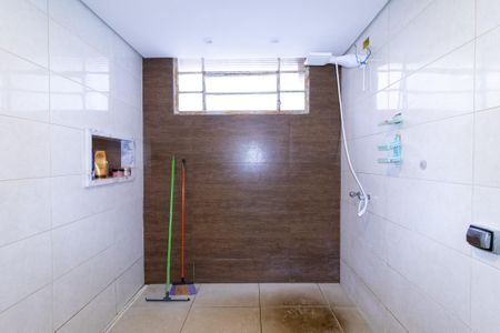 Casa à venda com 257m², 4 quartos e 3 vagasCasa 2 Banheiro