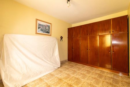 Casa à venda com 257m², 4 quartos e 3 vagasQuarto 5