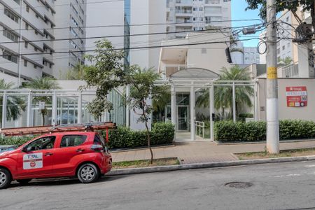 Apartamento para alugar com 42m², 1 quarto e 1 vagaFachada