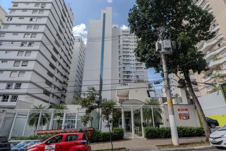 Apartamento para alugar com 42m², 1 quarto e 1 vagaFachada