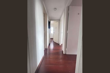 Corredor de apartamento à venda com 3 quartos, 75m² em Vila Gertrudes, São Paulo
