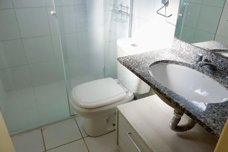 Apartamento à venda com 75m², 3 quartos e 1 vaga Apartamento à venda com 75m², 3 quartos e 1 vagaBanheiro da Suíte 3