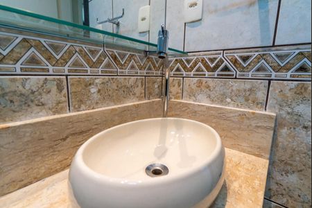 Apartamento à venda com 86m², 3 quartos e 1 vagaBanheiro Social