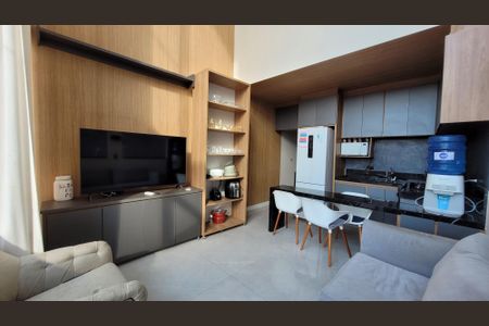 Sala de casa para alugar com 2 quartos, 155m² em Vila Vermont, Itaquaquecetuba
