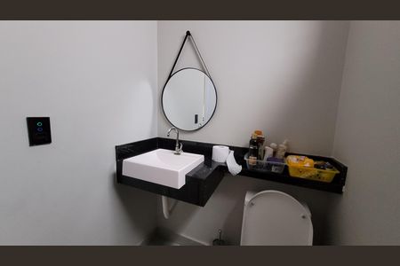 Casa para alugar com 155m², 2 quartos e 2 vagas Casa para alugar com 155m², 2 quartos e 2 vagasBanheiro