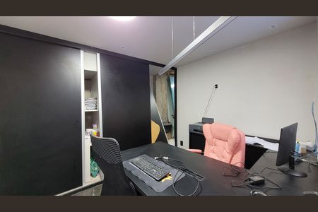 Casa para alugar com 155m², 2 quartos e 2 vagas Casa para alugar com 155m², 2 quartos e 2 vagasEscritório