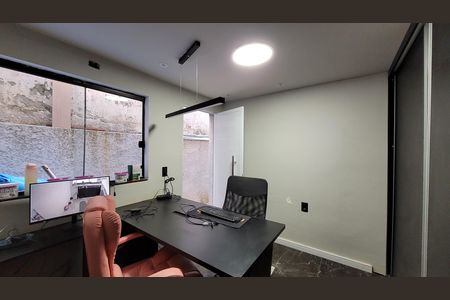 Casa para alugar com 155m², 2 quartos e 2 vagas Casa para alugar com 155m², 2 quartos e 2 vagasEscritório