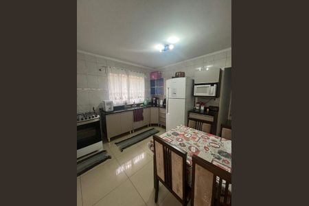 Casa à venda com 125m², 2 quartos e 2 vagas