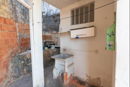 Casa para alugar com 50m², 1 quarto e sem vagaÁrea de Serviço