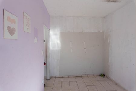 Casa para alugar com 50m², 1 quarto e sem vagaQuarto 